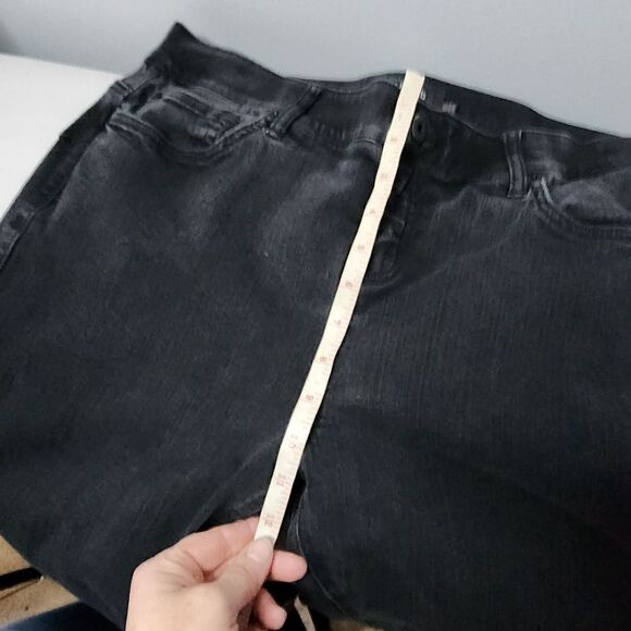 Torrid Jeans Womens 18 R Bombshell Skinny Premium Stretch High Rise Black - Picture 4 of 8